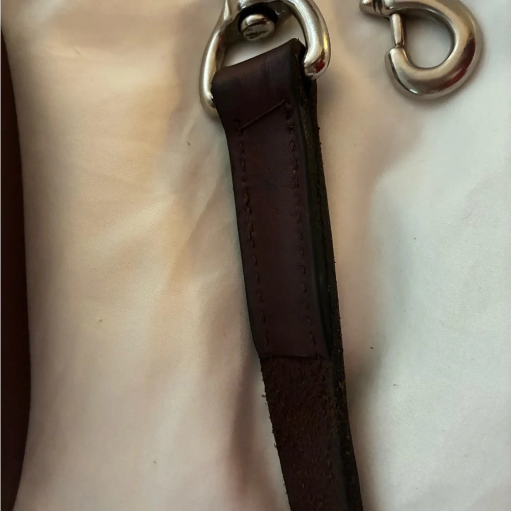 Premium Leather Showmanship Halter Equestrian Lead for Showing or Everyday Use - Picture 6 of 6